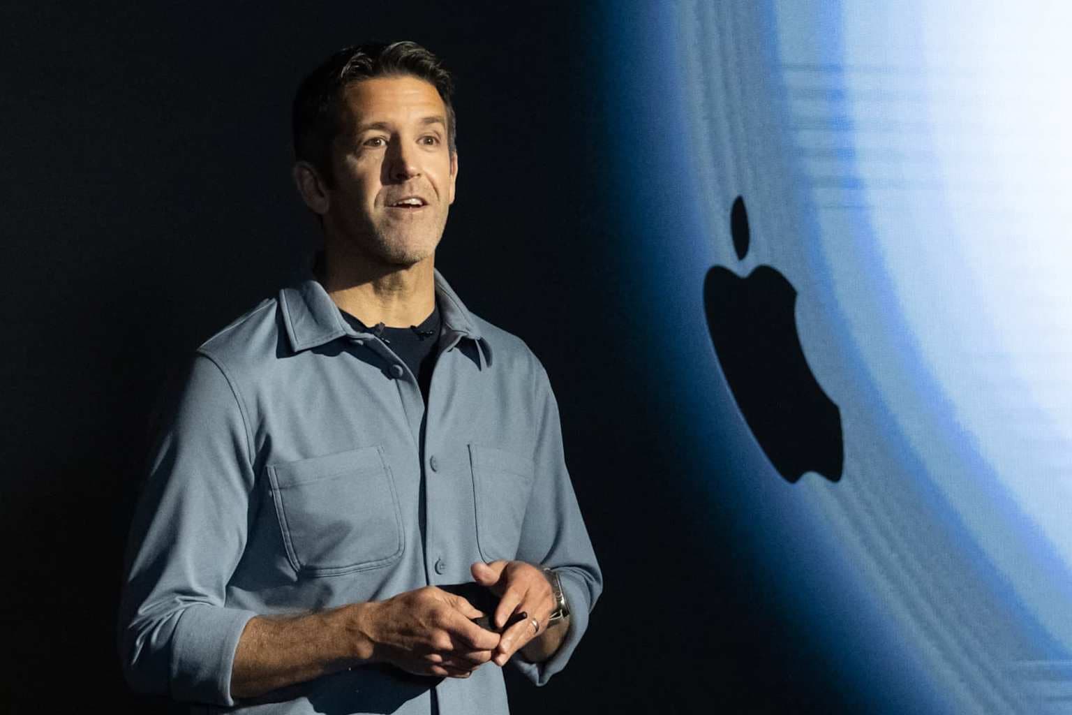 John Ternus Takes Over as Apple CEO: Tim Cook Steps Down to Executive Chairman in Historical Leadership Shift